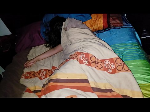 ❤️ Stepson berating sua jovem madrasta enquanto ela dorme. ❤️ Porno em nós pt-br.sexera.ru ❌❤